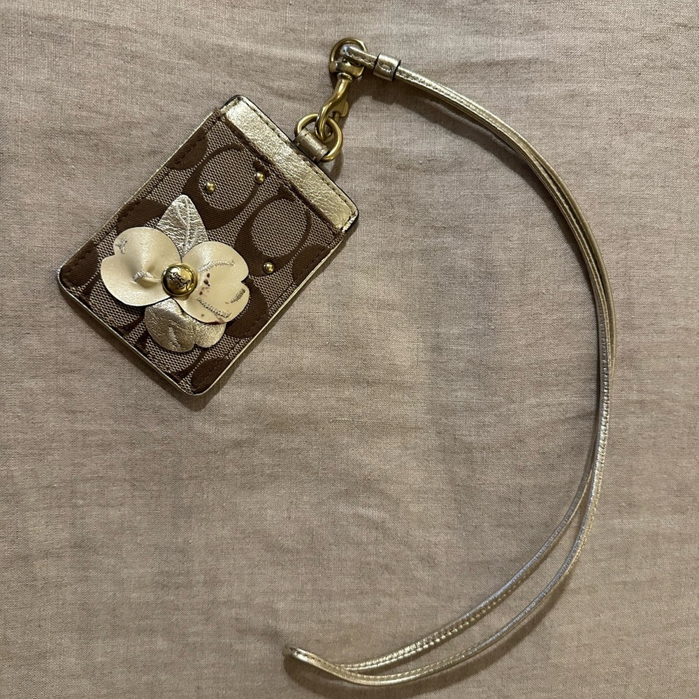Coach ID/Badge Holder